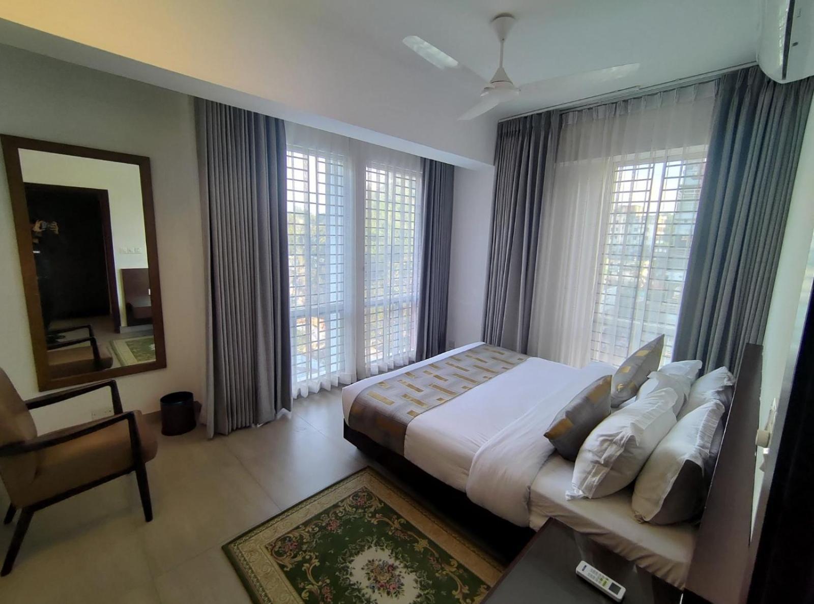 Royal Cox'S Bazar Hotel Exterior photo